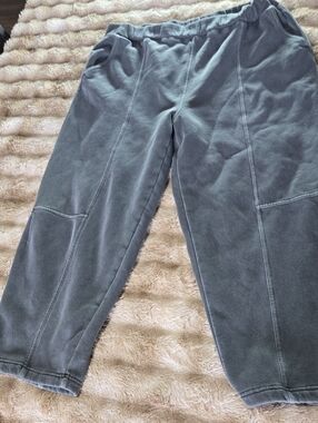 C&C California Women's Slate Blue Cropped Sweatpants